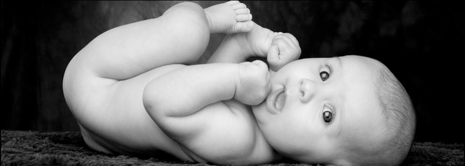 awake-happy-newborn-baby-photography-perth-