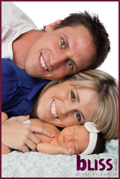 newborn-family-portraits