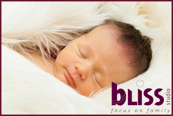 newborn-family-portraits